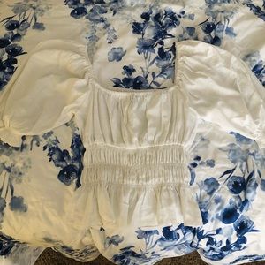 Forever 21 peasant top